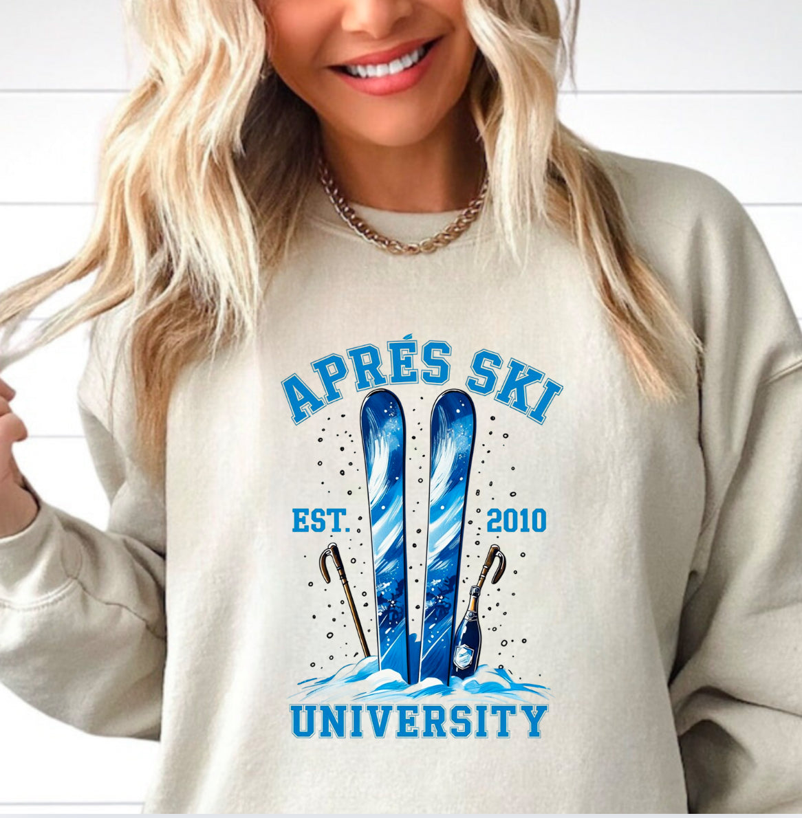 Apres University | Apres Ski Crewneck Sweatshirt