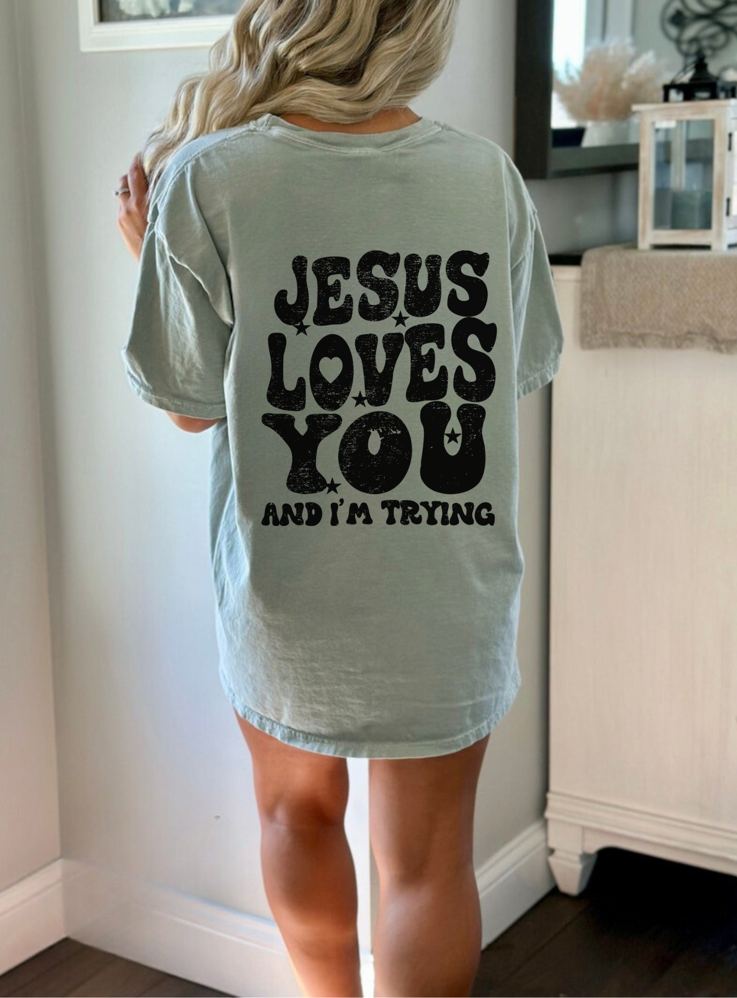 Trendy oversized Comfort Colors t-shirt with "Jesus Loves You and I'm Trying" message on the back. Perfect for a comfy and stylish outfit.
