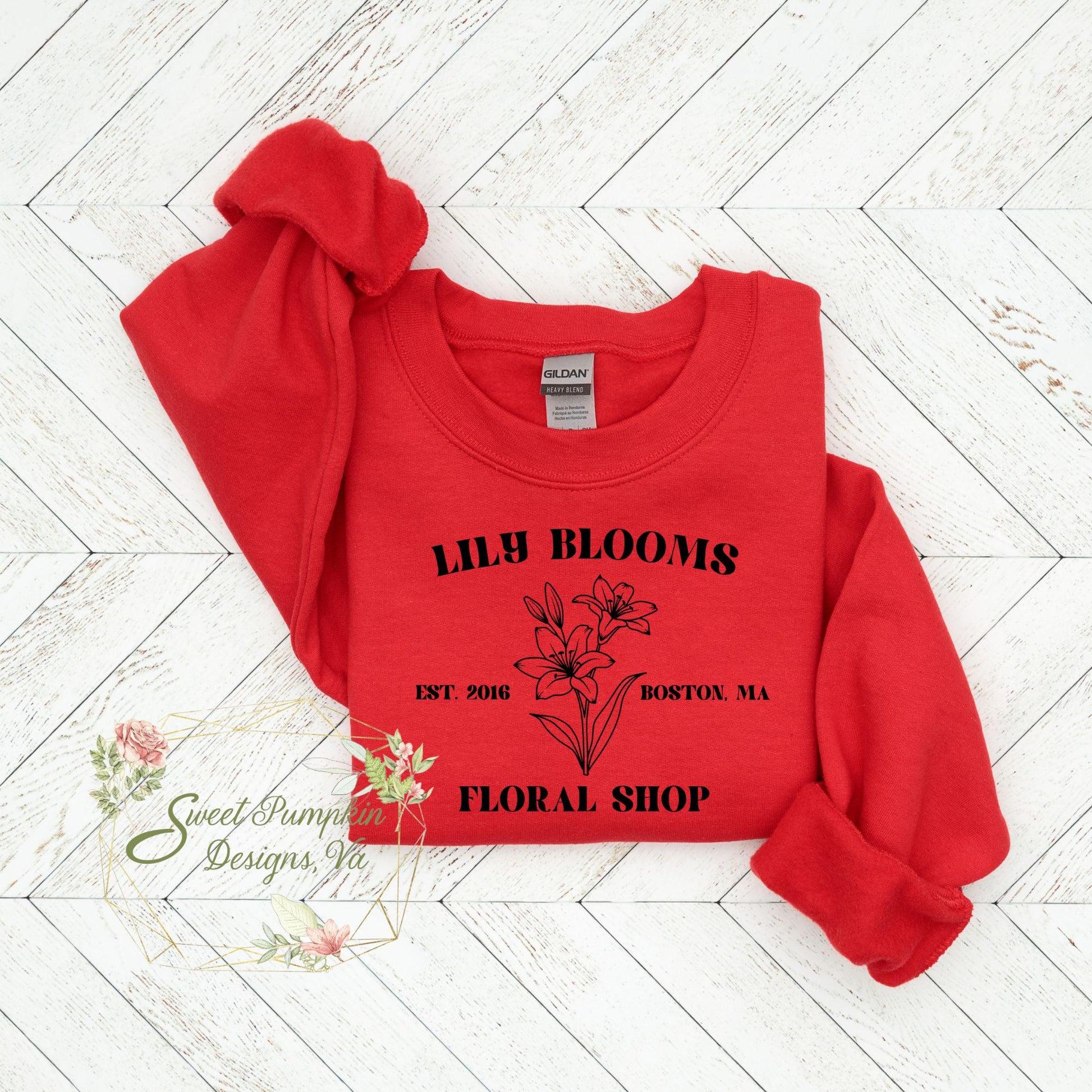 Attention all booktroverts and bookish fashionistas! Show off your love for spicy books and the hit novel "It Ends with Us" with our "Lily Blooms Flower Shop" crewneck sweatshirt. Whether you're curling up with a good book or showing off your love for literature on Booktok, our "Lily Blooms Flower Shop" sweatshirt is the perfect choice. And with its playful nod to the popular novel "It Ends with Us", it's sure to catch the eye of fellow book lovers everywhere. 